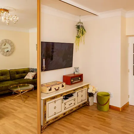 Apartment The Magic Of - La Boheme With Parking Riga