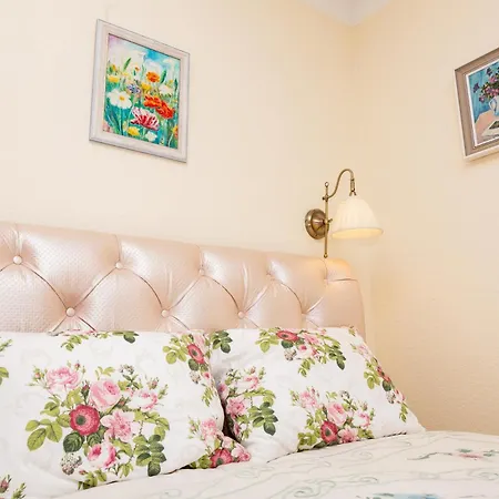 The Magic Of - La Boheme With Parking Apartment *