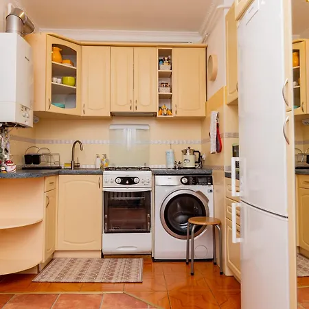 The Magic Of - La Boheme With Parking