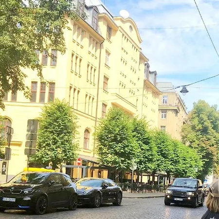 Apartment The Magic Of - La Boheme With Parking